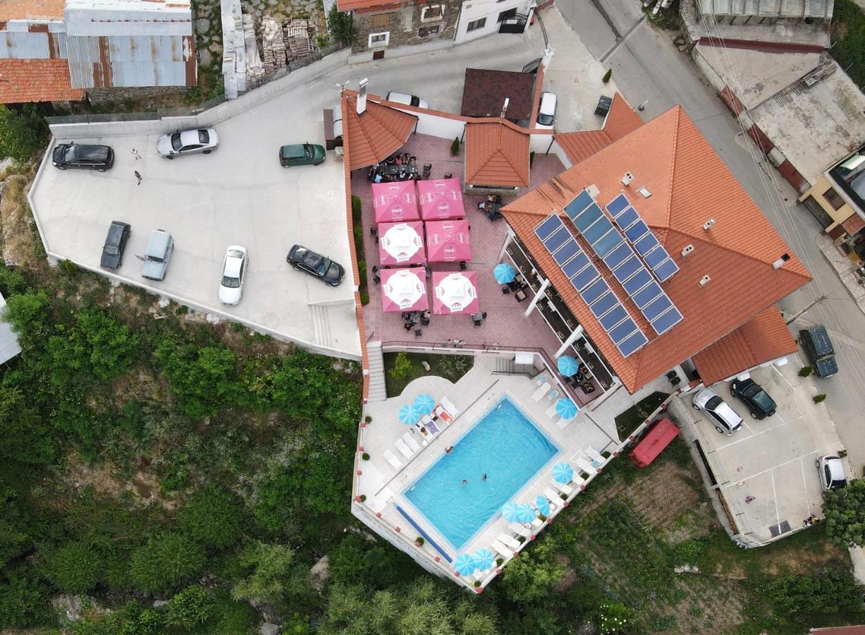 Hotel Deyanira Gorno Dryanovo Exteriör bild