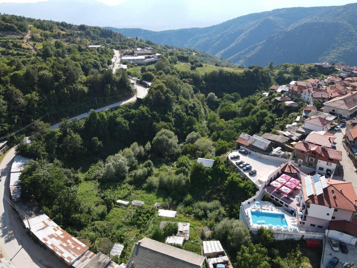 Hotel Deyanira Gorno Dryanovo Exteriör bild