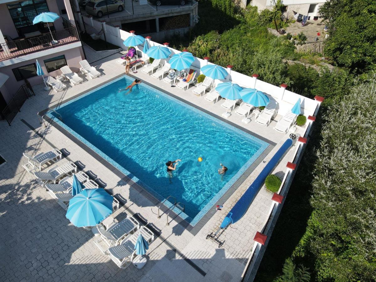 Hotel Deyanira Gorno Dryanovo Exteriör bild