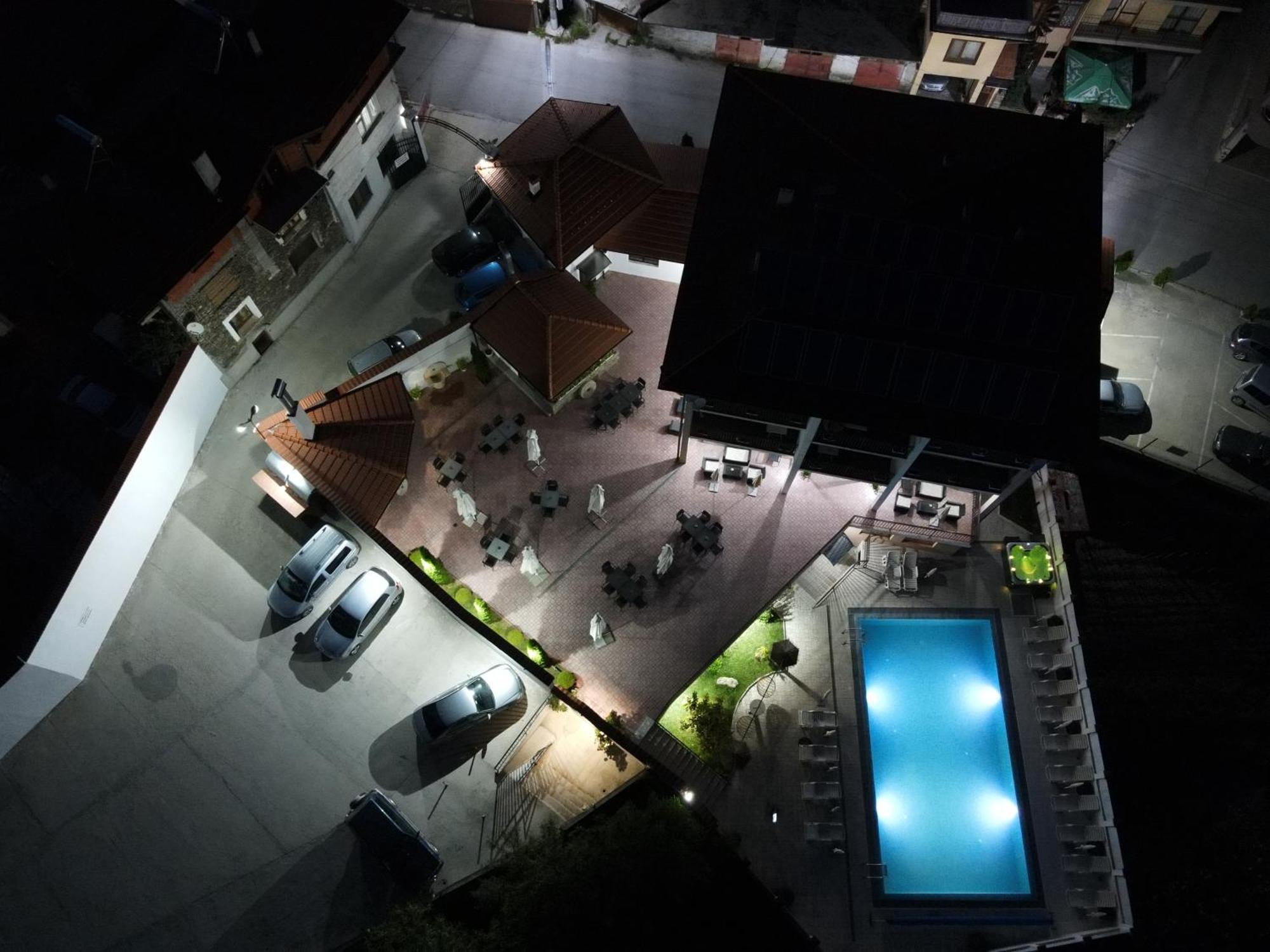 Hotel Deyanira Gorno Dryanovo Exteriör bild